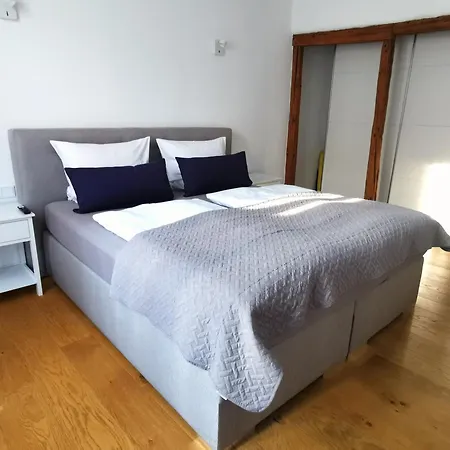 Rheinufer Am Hindenburgpark Appartement Bingen am Rhein Kamer foto